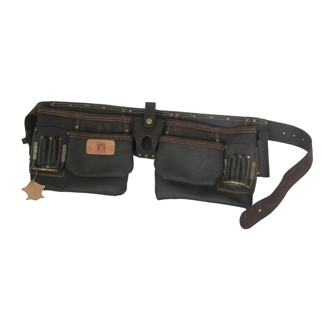 Poche double en cuir tanné avec ceinture